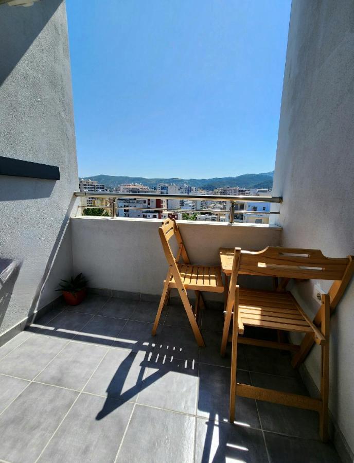 Avalona Apartment 1 Vlorë Exterior foto